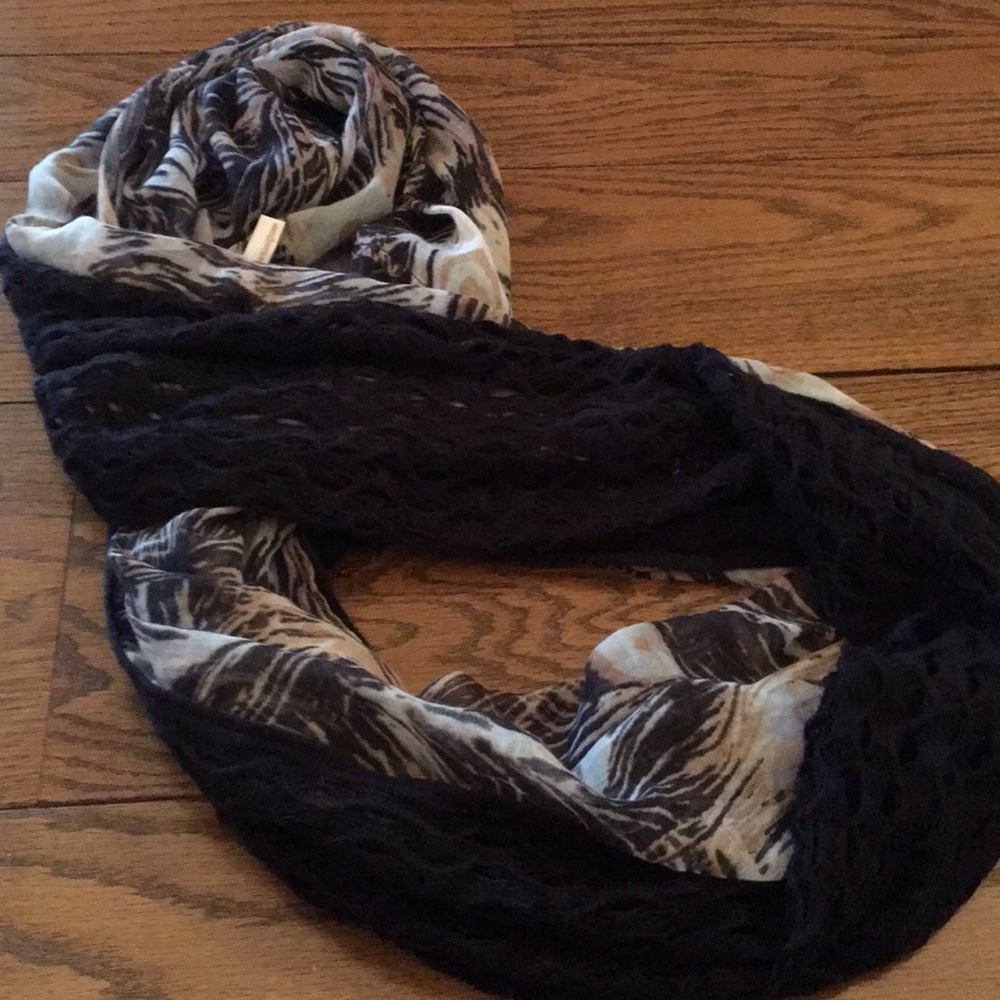 Two Infinity Scarves - Picture 4 of 4